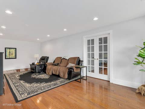 Tiny photo for 453 RAINTREE Drive #4C, Glen Ellyn, IL 60137 (MLS # 12703782)