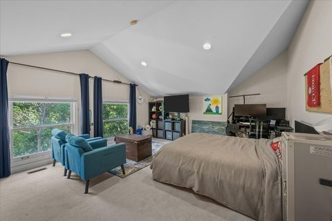 Tiny photo for 146 Towers Keep, Highland Park, IL 60035 (MLS # 12684495)