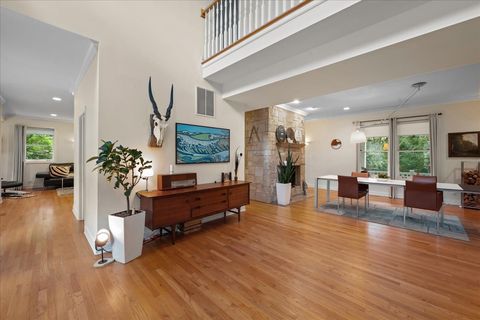 Tiny photo for 146 Towers Keep, Highland Park, IL 60035 (MLS # 12684495)