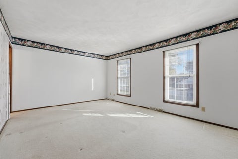 Tiny photo for 4610 Warren Street #4, Davenport, IA 52806 (MLS # 12790990)
