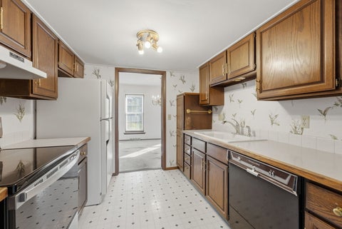 Tiny photo for 4610 Warren Street #4, Davenport, IA 52806 (MLS # 12790990)