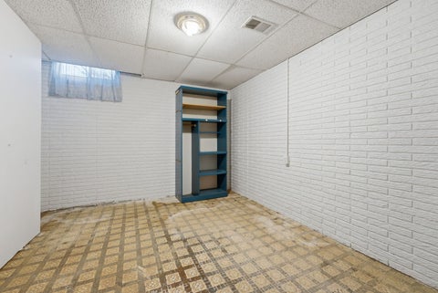 Tiny photo for 4610 Warren Street #4, Davenport, IA 52806 (MLS # 12790990)
