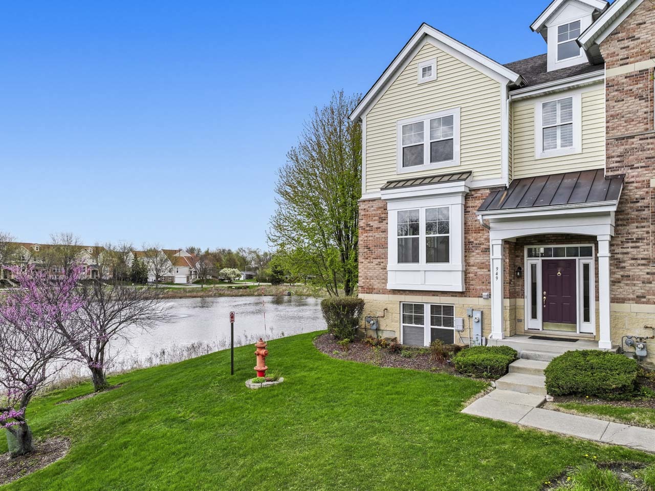 949 Indigo Court