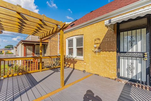 Tiny photo for 9114 S Luella Avenue, Chicago, IL 60617 (MLS # 12515302)