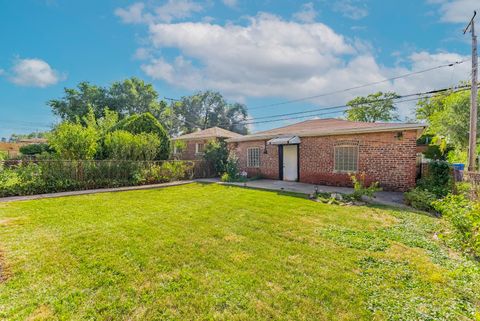 Tiny photo for 9114 S Luella Avenue, Chicago, IL 60617 (MLS # 12515302)
