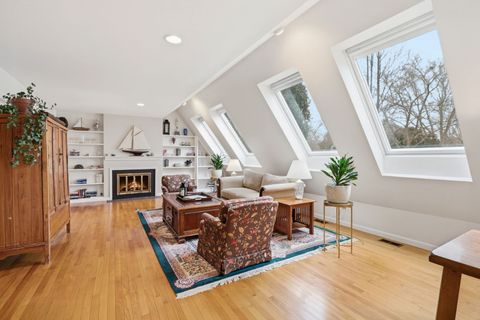 Tiny photo for 1071 Mount Vernon Avenue, Lake Forest, IL 60045 (MLS # 12575840)