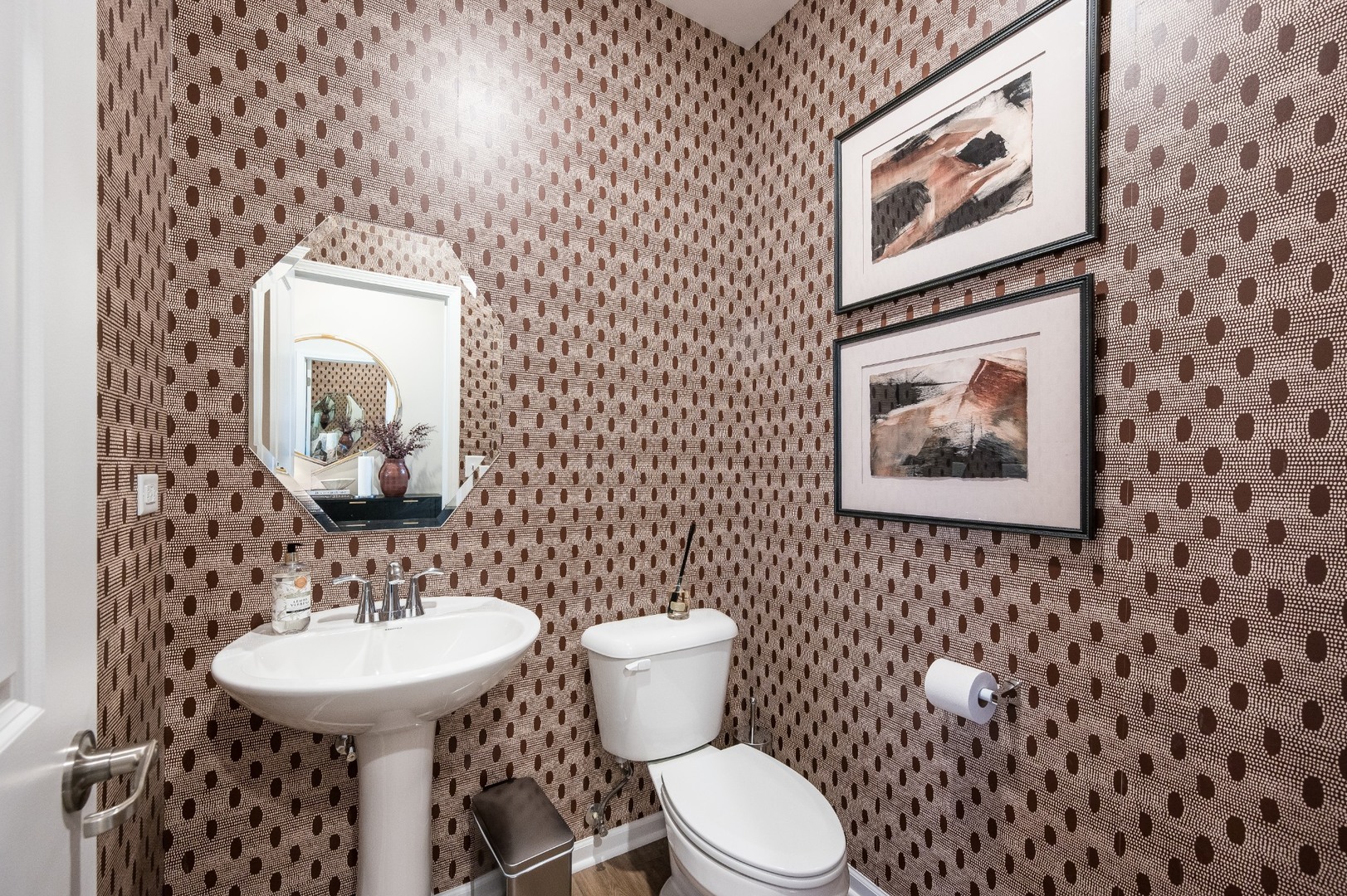 1127 White Oak Circle