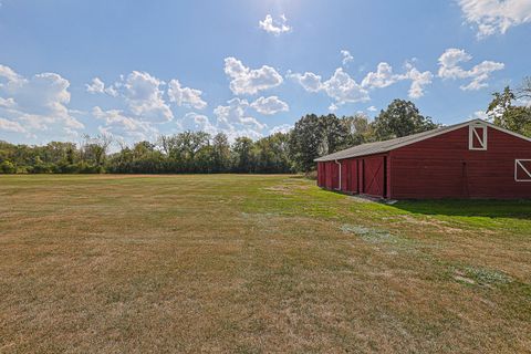 Tiny photo for 921 Guerin Road, Libertyville, IL 60048 (MLS # 12488811)