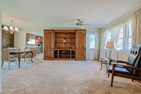 Tiny photo for 921 Guerin Road, Libertyville, IL 60048 (MLS # 12488811)