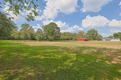 Tiny photo for 921 Guerin Road, Libertyville, IL 60048 (MLS # 12488811)