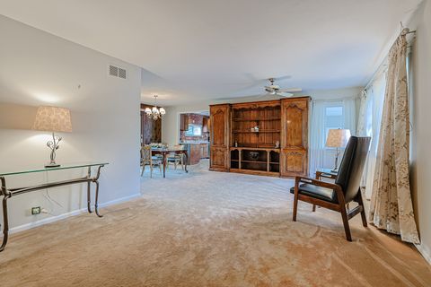 Tiny photo for 921 Guerin Road, Libertyville, IL 60048 (MLS # 12488811)