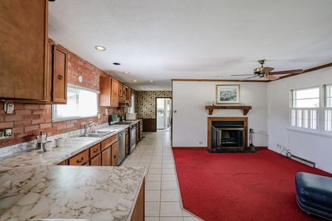 Tiny photo for 921 Guerin Road, Libertyville, IL 60048 (MLS # 12488811)