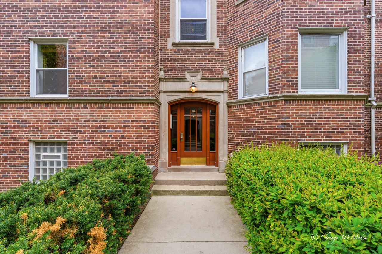 1224 Elmwood Avenue 1E