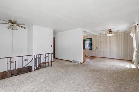 Tiny photo for 1964 N Oak Street, Bettendorf, IA 52722 (MLS # 12669682)
