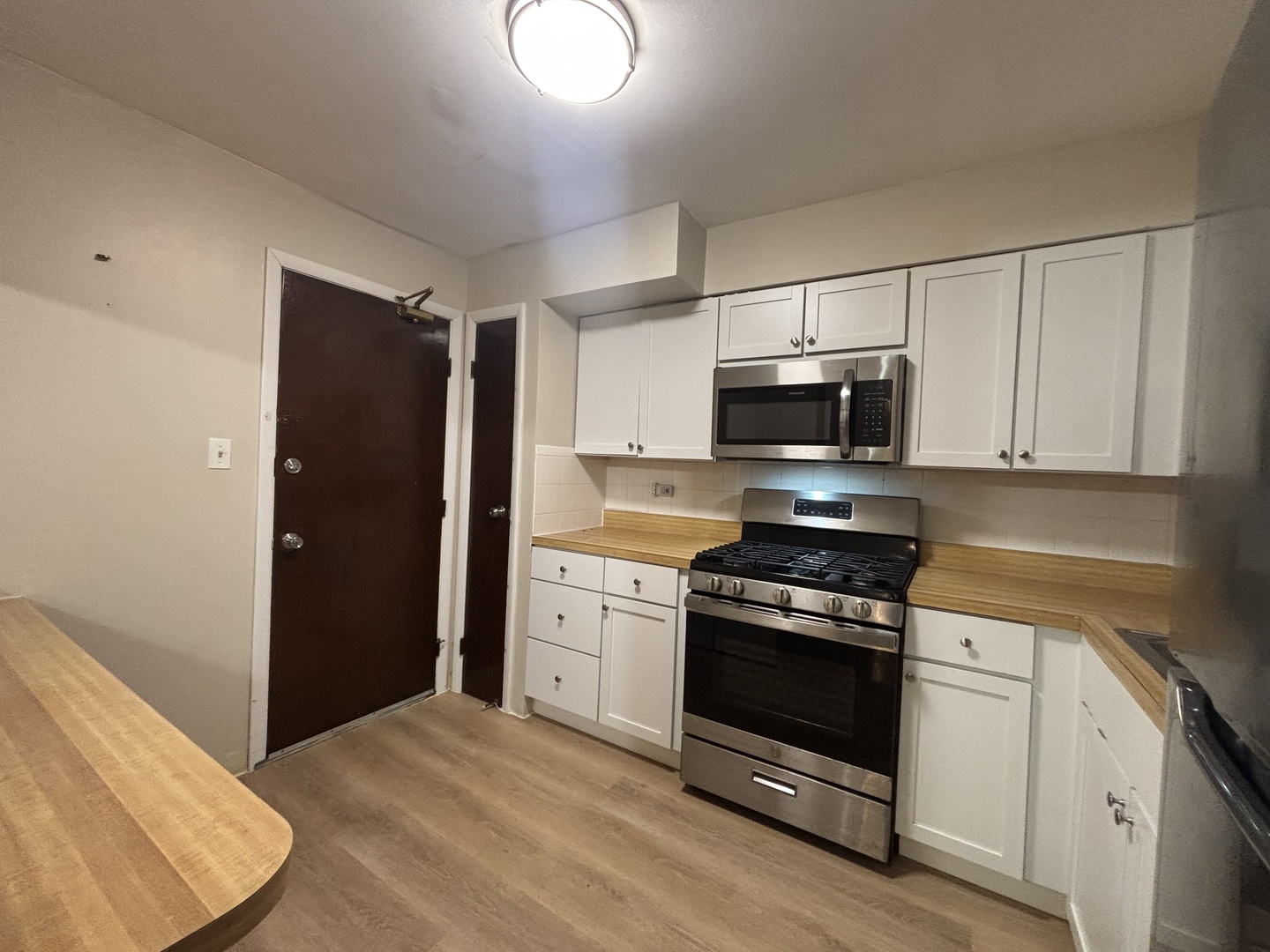 9546 Dee Road 1F