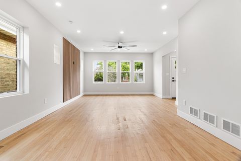 Tiny photo for 4829 W Strong Street, Chicago, IL 60630 (MLS # 12654513)