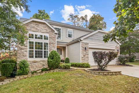 Photo of 16 MORAINE Drive, Streamwood, IL 60107 (MLS # 12483277)
