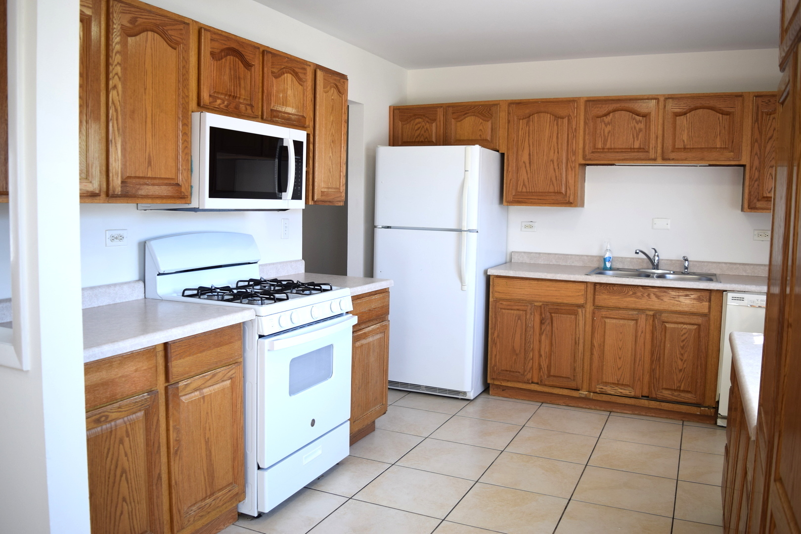 7040 Meadowbrook Lane