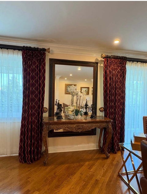 Tiny photo for 9530 N Lamon Avenue #402, Skokie, IL 60077 (MLS # 12689835)
