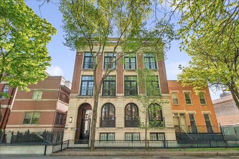 Photo of 1919 N Sheffield Avenue #1R, Chicago, IL 60614 (MLS # 12622271)