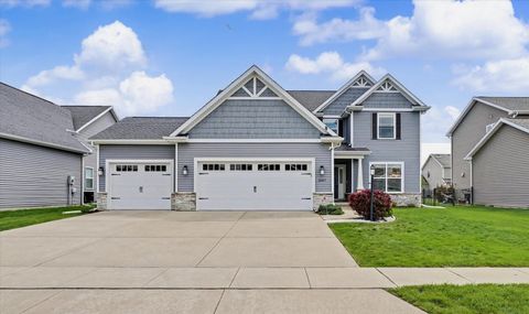 Photo of 5007 Emmas Way, Champaign, IL 61822 (MLS # 12637267)