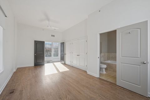 Tiny photo for Oak Park, IL 60301 (MLS # 12628305)