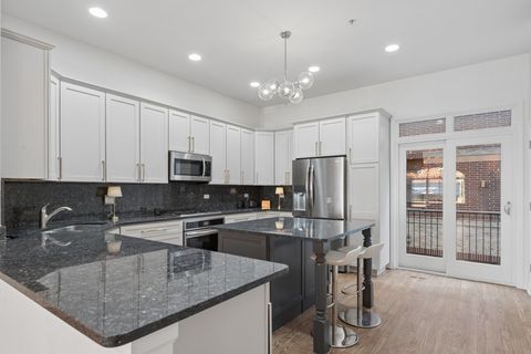 Tiny photo for Oak Park, IL 60301 (MLS # 12628305)