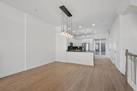 Tiny photo for Oak Park, IL 60301 (MLS # 12628305)
