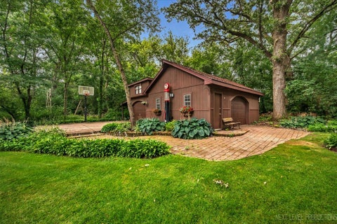 Tiny photo for 40W815 S Bridle Creek Drive, St. Charles, IL 60175 (MLS # 12748754)