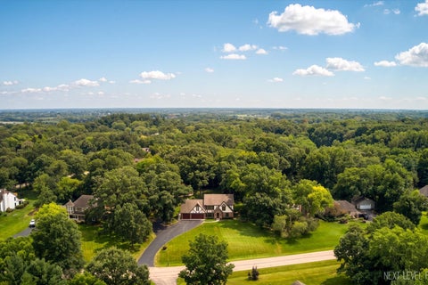 Tiny photo for 40W815 S Bridle Creek Drive, St. Charles, IL 60175 (MLS # 12748754)