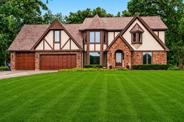 40W815 S BRIDLE CREEK DR, SAINT CHARLES, IL 60175 - Image 0d9df3fdea32443e8a64cd7cb56dcefe/2275277335