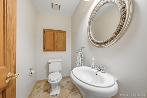 Tiny photo for 40W815 S Bridle Creek Drive, St. Charles, IL 60175 (MLS # 12748754)