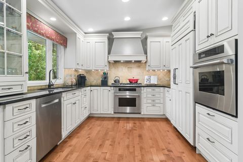 Tiny photo for 1019 E Waverly Drive, Arlington Heights, IL 60004 (MLS # 12662557)