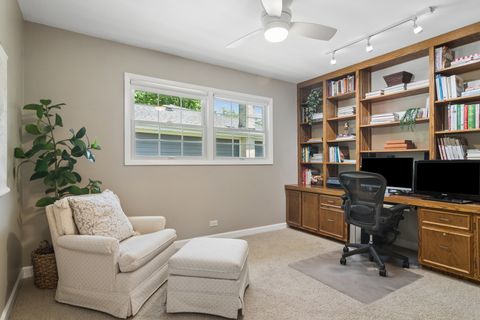 Tiny photo for 1019 E Waverly Drive, Arlington Heights, IL 60004 (MLS # 12662557)