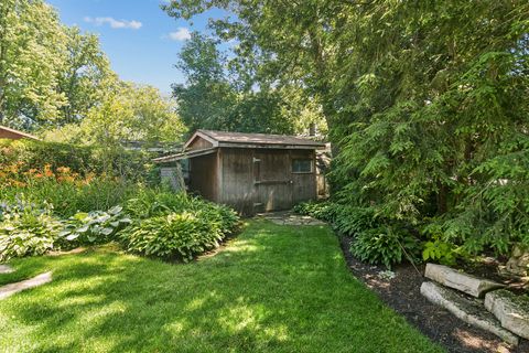 Tiny photo for 1019 E Waverly Drive, Arlington Heights, IL 60004 (MLS # 12662557)