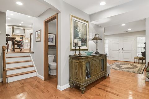 Tiny photo for 1019 E Waverly Drive, Arlington Heights, IL 60004 (MLS # 12662557)