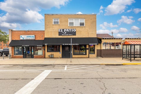 Photo of 6 N 19th Avenue, Melrose Park, IL 60160 (MLS # 12757747)