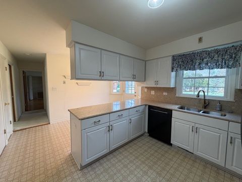 Tiny photo for 3501 Bankview Drive, Joliet, IL 60431 (MLS # 12591881)