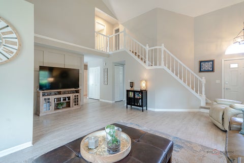 Tiny photo for 5791 Regency Court, Gurnee, IL 60031 (MLS # 12737351)