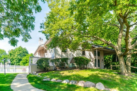 Tiny photo for 5791 Regency Court, Gurnee, IL 60031 (MLS # 12737351)