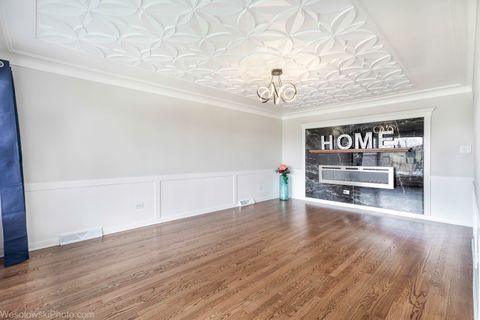 Tiny photo for 30 W 126th Place, Chicago, IL 60628 (MLS # 12618857)