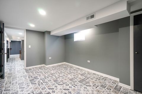 Tiny photo for 30 W 126th Place, Chicago, IL 60628 (MLS # 12618857)