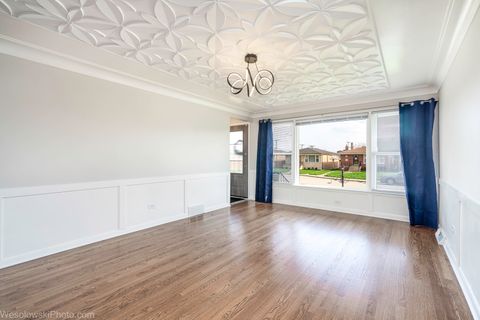 Tiny photo for 30 W 126th Place, Chicago, IL 60628 (MLS # 12618857)