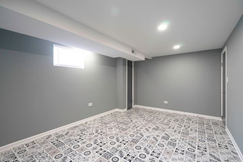 Tiny photo for 30 W 126th Place, Chicago, IL 60628 (MLS # 12618857)