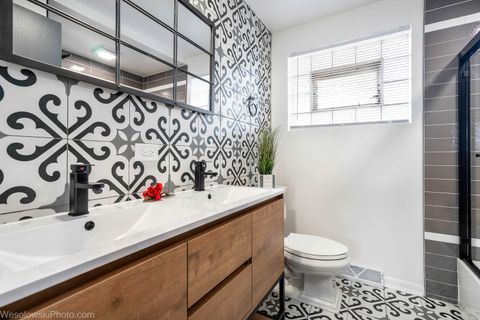 Tiny photo for 30 W 126th Place, Chicago, IL 60628 (MLS # 12618857)