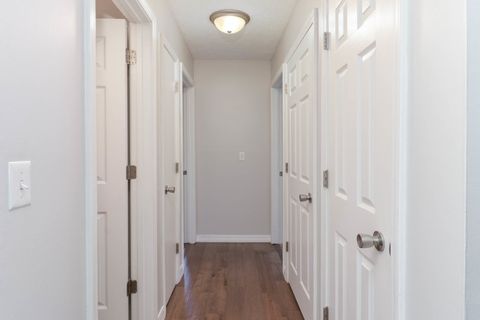 Tiny photo for 1407 Ridgeport Avenue, Bloomington, IL 61704 (MLS # 12687498)