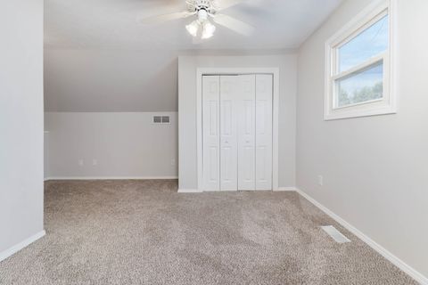 Tiny photo for 1407 Ridgeport Avenue, Bloomington, IL 61704 (MLS # 12687498)