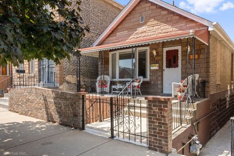 Photo of 3028 S Union Avenue, Chicago, IL 60616 (MLS # 12479853)