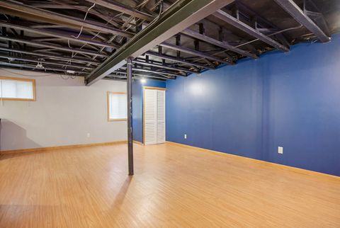 Tiny photo for 811 Westbury Drive, Algonquin, IL 60102 (MLS # 12652110)