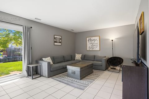 Tiny photo for 811 Westbury Drive, Algonquin, IL 60102 (MLS # 12652110)